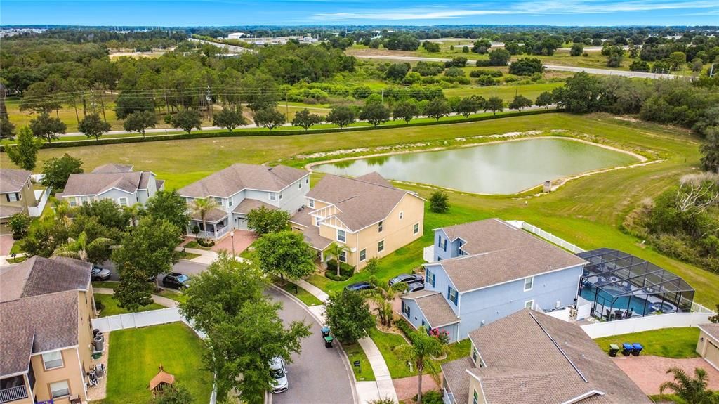 En Venta: $874,900 (6 camas, 4 baños, 4042 Pies cuadrados)