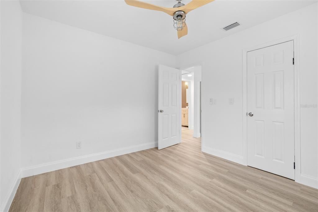 En Venta: $315,000 (3 camas, 2 baños, 1128 Pies cuadrados)