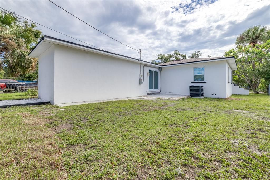 En Venta: $315,000 (3 camas, 2 baños, 1128 Pies cuadrados)