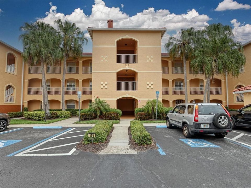 For Rent: $2,350 (3 beds, 2 baths, 1467 Square Feet)