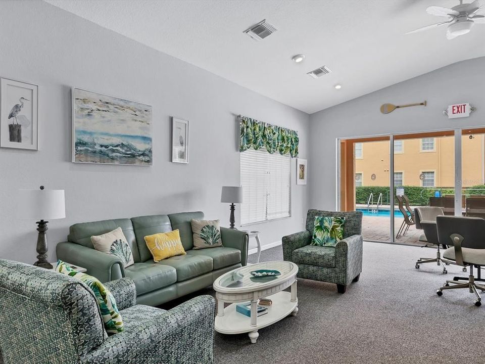 For Rent: $2,350 (3 beds, 2 baths, 1467 Square Feet)