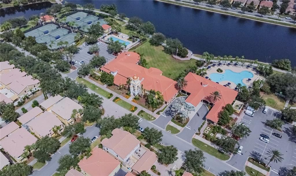 На продажу: $485,000 (4 спален, 3 ванн, 1720 Квадратных фут)