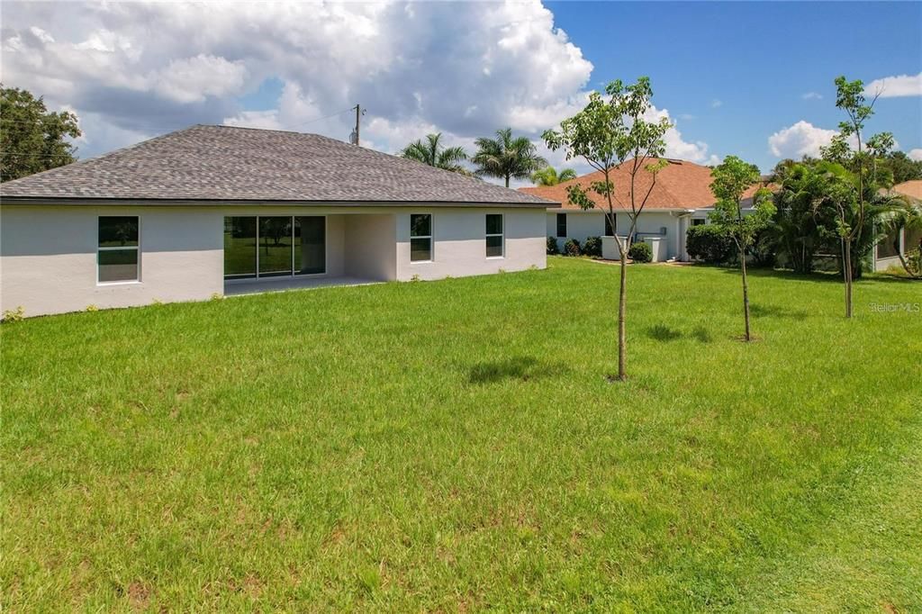 For Rent: $2,300 (4 beds, 2 baths, 1825 Square Feet)