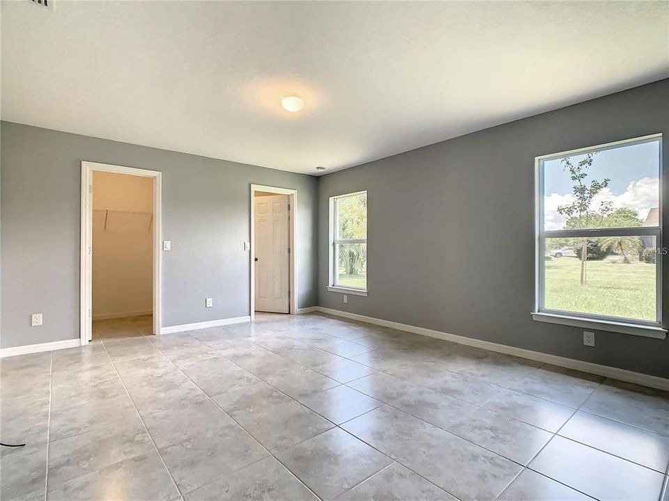 For Rent: $2,300 (4 beds, 2 baths, 1825 Square Feet)
