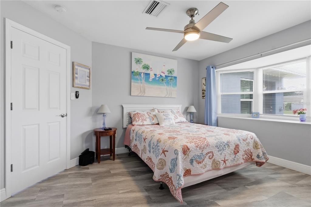 For Rent: $2,995 (3 beds, 3 baths, 1884 Square Feet)
