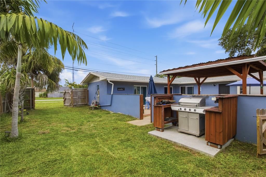 For Rent: $2,995 (3 beds, 3 baths, 1884 Square Feet)