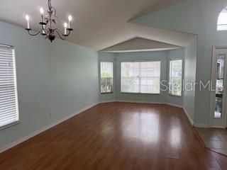 В аренду: $2,400 (4 спален, 2 ванн, 2085 Квадратных фут)