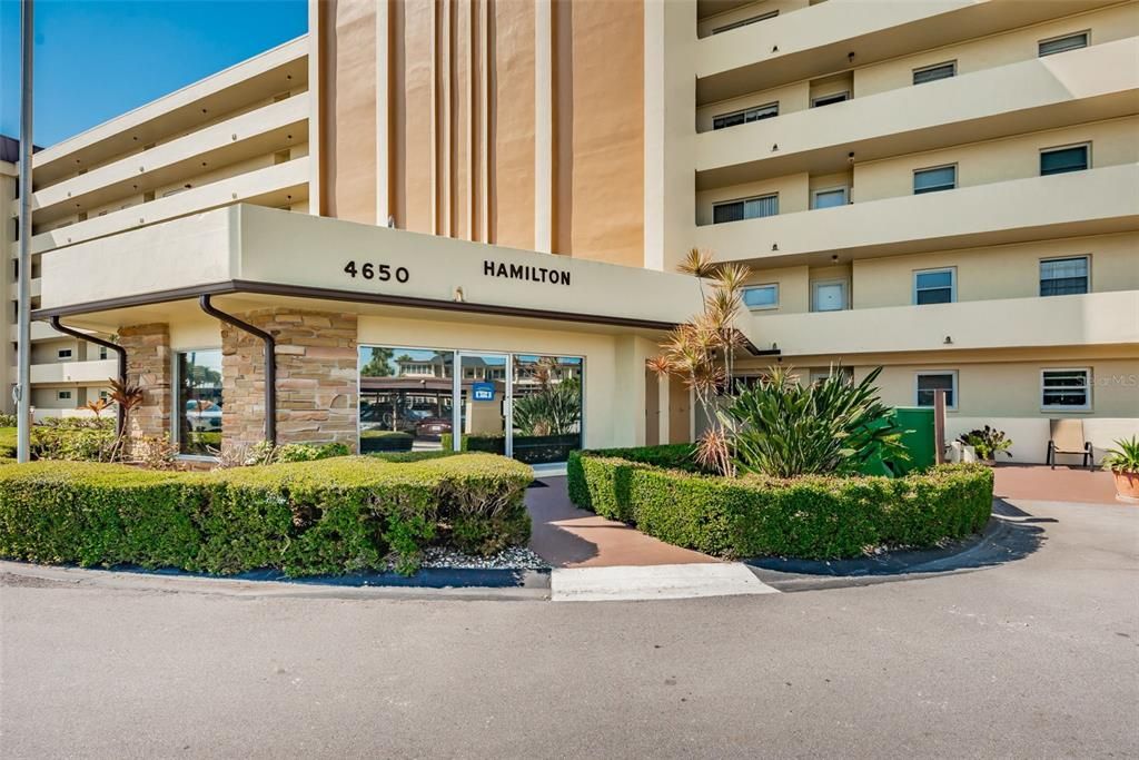 For Sale: $105,000 (1 beds, 1 baths, 760 Square Feet)