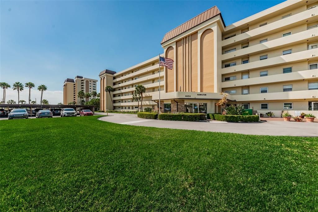 For Sale: $105,000 (1 beds, 1 baths, 760 Square Feet)