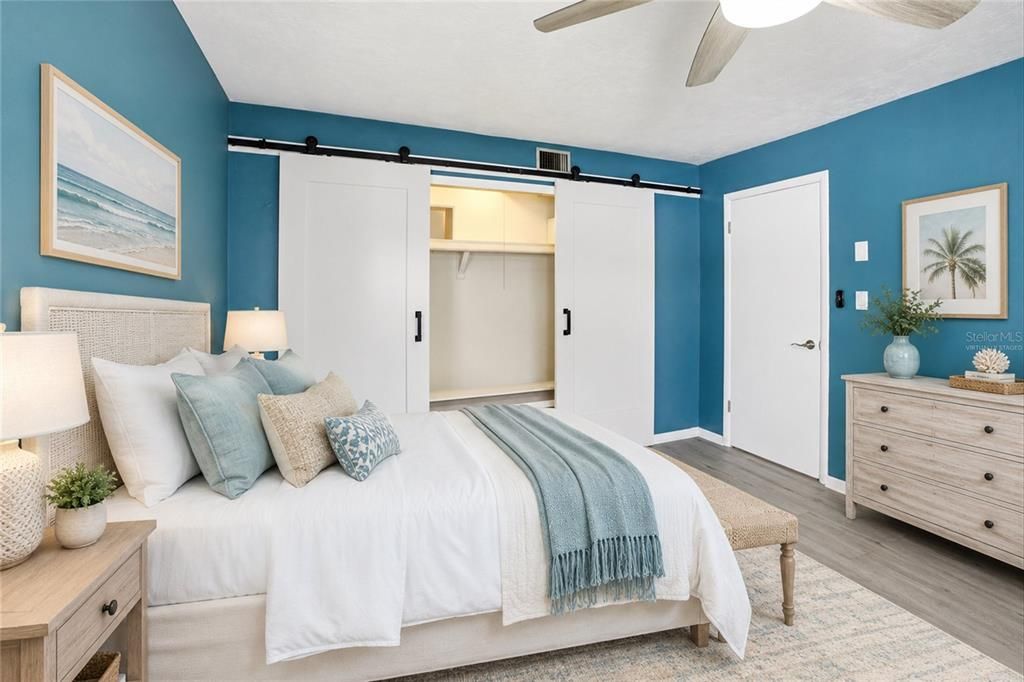 Active With Contract: $347,500 (2 beds, 2 baths, 1460 Square Feet)