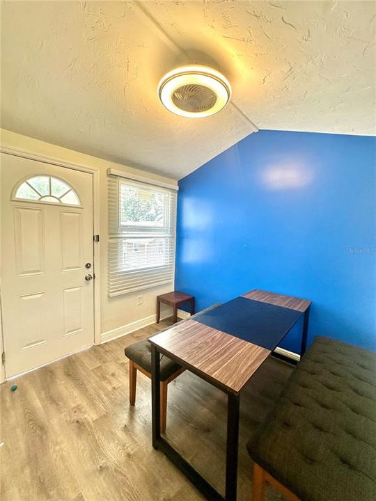 На продажу: $469,000 (3 спален, 2 ванн, 1506 Квадратных фут)
