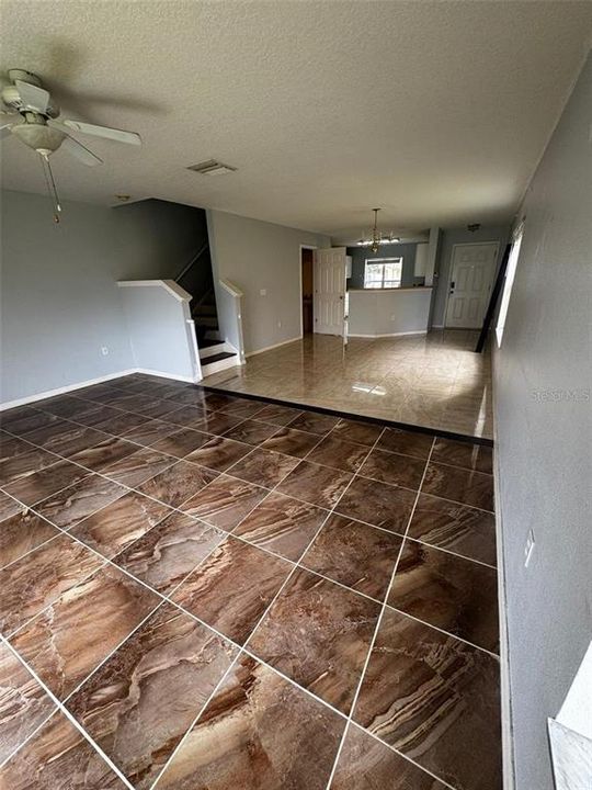 В аренду: $2,550 (3 спален, 2 ванн, 1477 Квадратных фут)