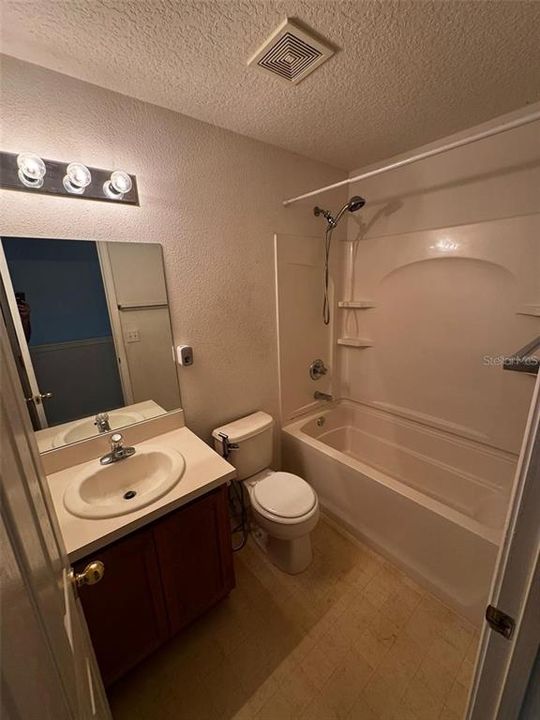 В аренду: $2,550 (3 спален, 2 ванн, 1477 Квадратных фут)