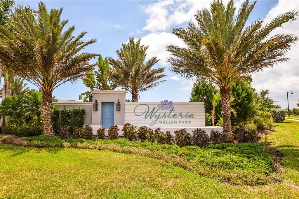 For Sale: $435,000 (2 beds, 2 baths, 1531 Square Feet)