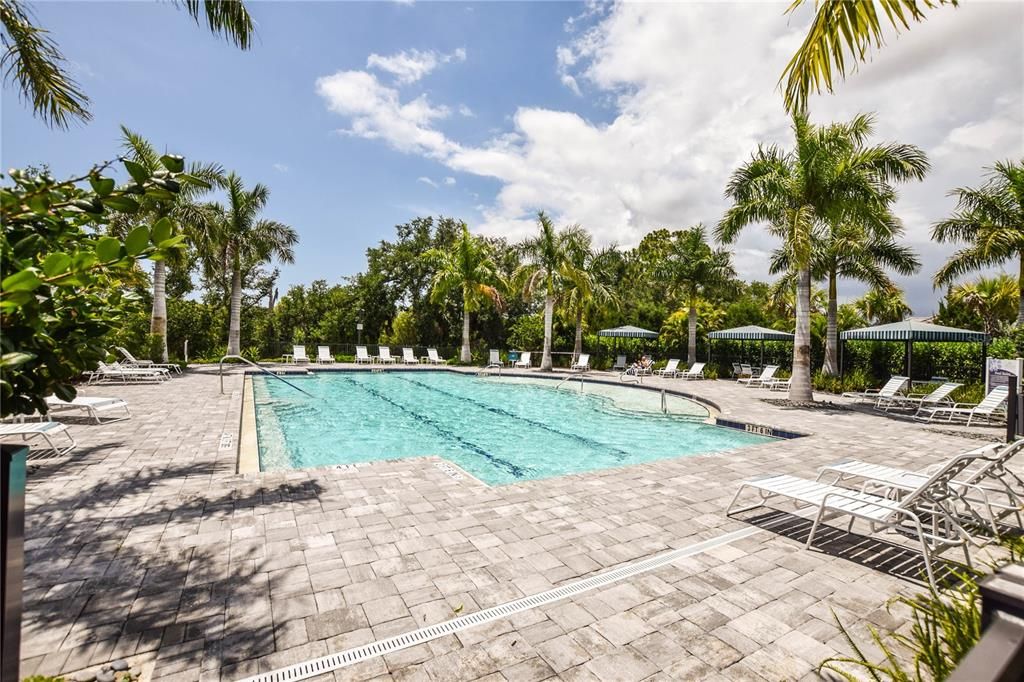 For Sale: $435,000 (2 beds, 2 baths, 1531 Square Feet)