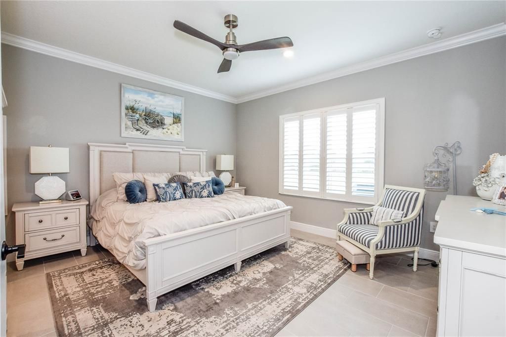 For Sale: $435,000 (2 beds, 2 baths, 1531 Square Feet)