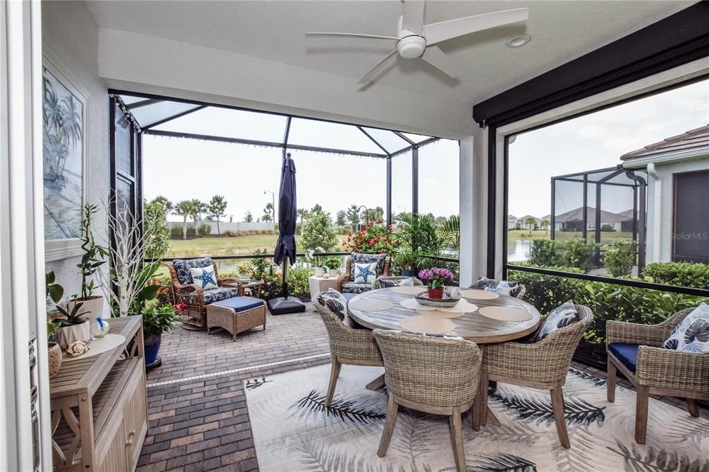 For Sale: $435,000 (2 beds, 2 baths, 1531 Square Feet)