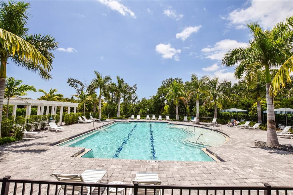 For Sale: $435,000 (2 beds, 2 baths, 1531 Square Feet)