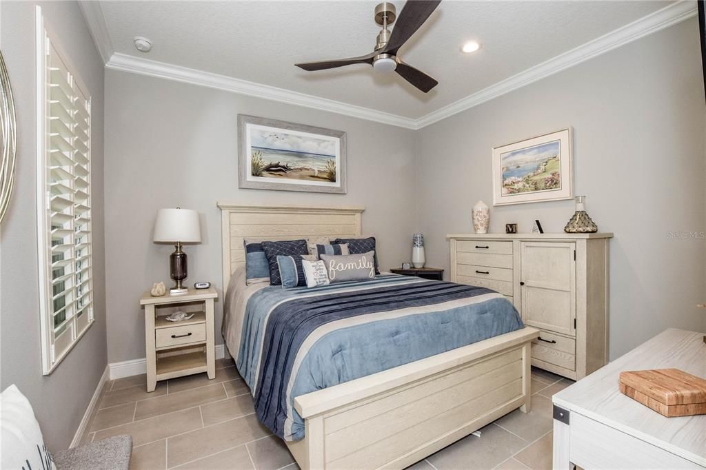 For Sale: $435,000 (2 beds, 2 baths, 1531 Square Feet)