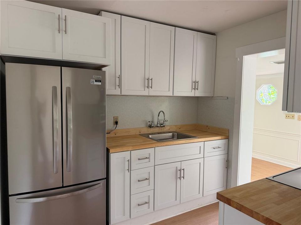 For Rent: $2,600 (3 beds, 2 baths, 1257 Square Feet)