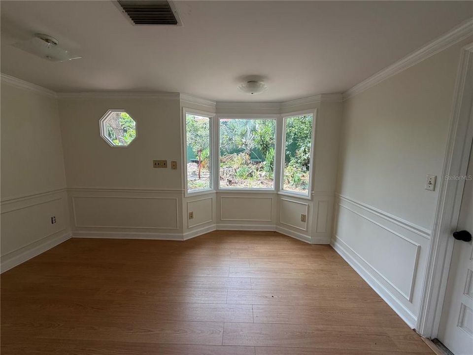 For Rent: $2,600 (3 beds, 2 baths, 1257 Square Feet)