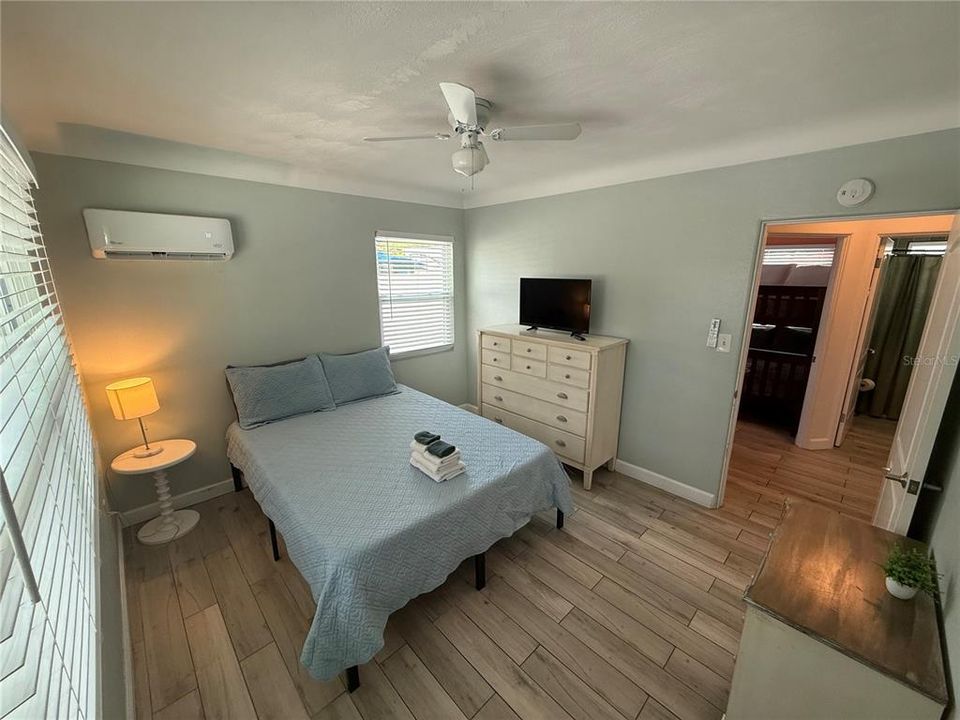 En Venta: $499,900 (3 camas, 2 baños, 1494 Pies cuadrados)