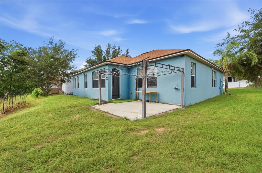 En Venta: $379,000 (3 camas, 2 baños, 2014 Pies cuadrados)