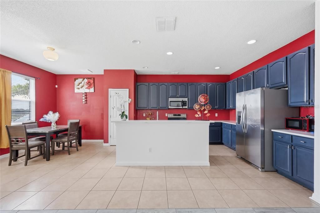 En Venta: $379,000 (3 camas, 2 baños, 2014 Pies cuadrados)