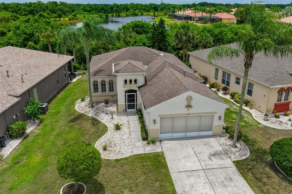For Sale: $290,000 (2 beds, 2 baths, 1412 Square Feet)