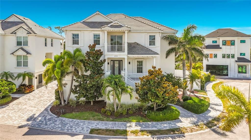 En Venta: $2,950,000 (4 camas, 4 baños, 3796 Pies cuadrados)