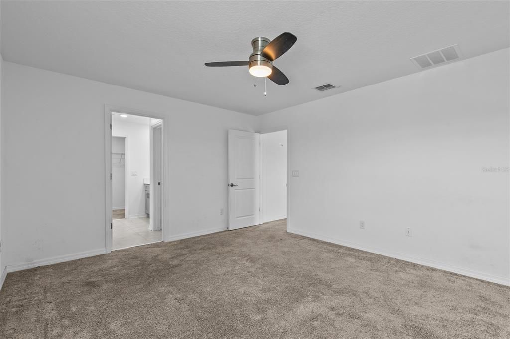 For Sale: $345,000 (4 beds, 2 baths, 1874 Square Feet)