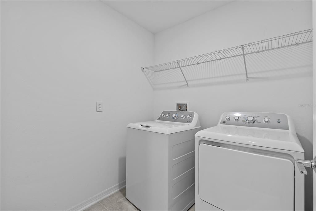 For Sale: $345,000 (4 beds, 2 baths, 1874 Square Feet)