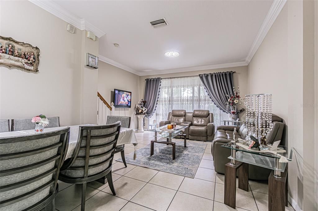 For Sale: $365,000 (2 beds, 2 baths, 1731 Square Feet)