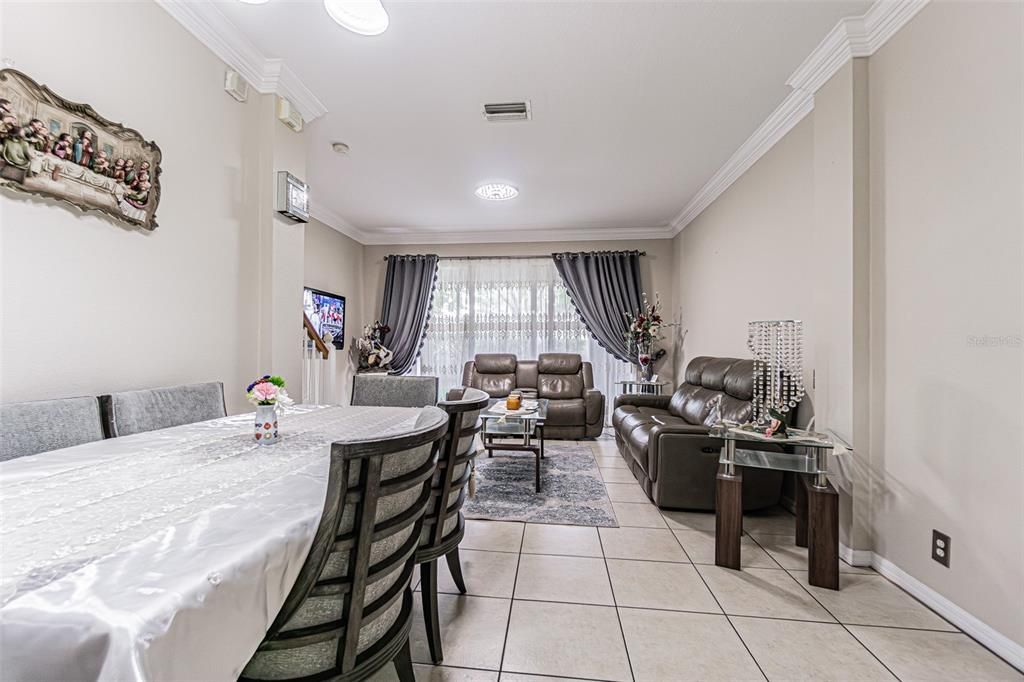 For Sale: $365,000 (2 beds, 2 baths, 1731 Square Feet)