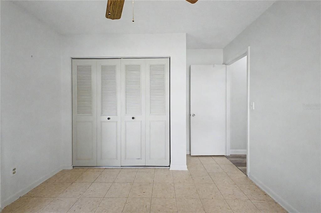 For Sale: $285,000 (3 beds, 2 baths, 1356 Square Feet)