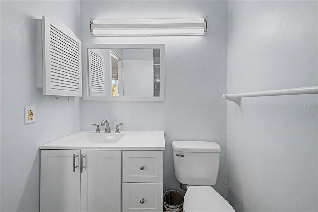 For Sale: $285,000 (3 beds, 2 baths, 1356 Square Feet)