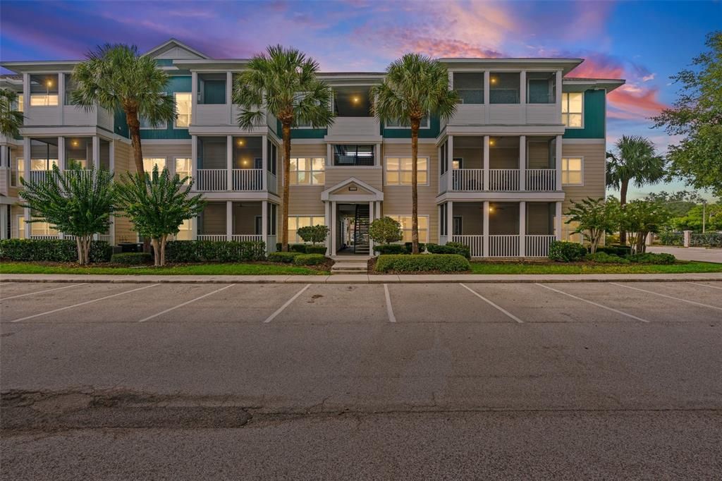 For Sale: $149,900 (2 beds, 1 baths, 1008 Square Feet)