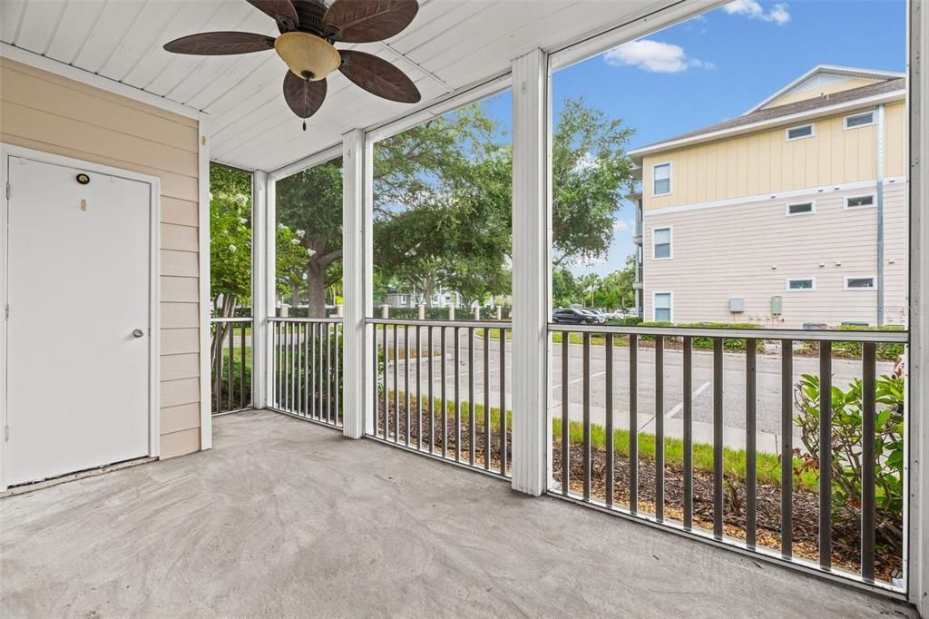 For Sale: $149,900 (2 beds, 1 baths, 1008 Square Feet)