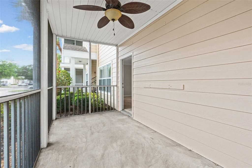 For Sale: $149,900 (2 beds, 1 baths, 1008 Square Feet)