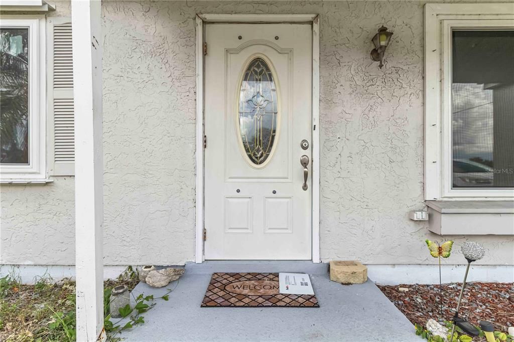 For Sale: $200,000 (3 beds, 2 baths, 1176 Square Feet)