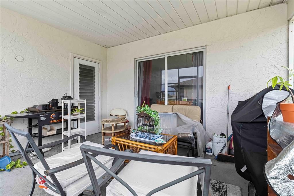For Sale: $200,000 (3 beds, 2 baths, 1176 Square Feet)
