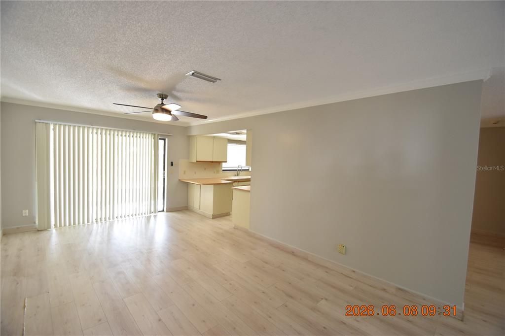 В аренду: $2,495 (3 спален, 2 ванн, 1534 Квадратных фут)