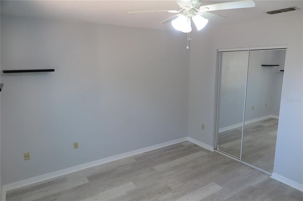 For Sale: $429,900 (4 beds, 2 baths, 2137 Square Feet)