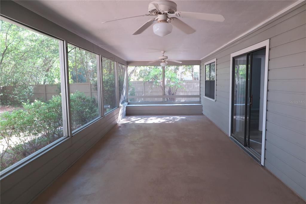 For Sale: $429,900 (4 beds, 2 baths, 2137 Square Feet)