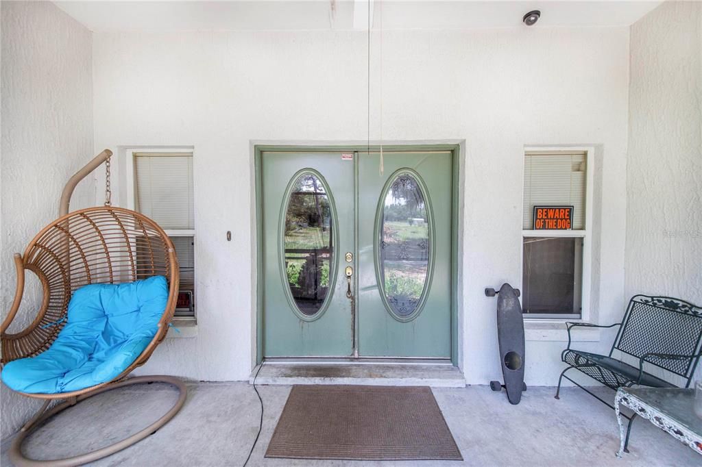 En Venta: $449,000 (4 camas, 2 baños, 2363 Pies cuadrados)