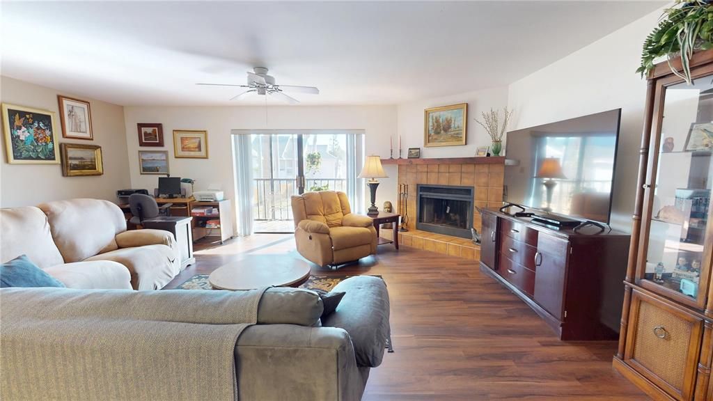 For Sale: $449,900 (3 beds, 2 baths, 1820 Square Feet)
