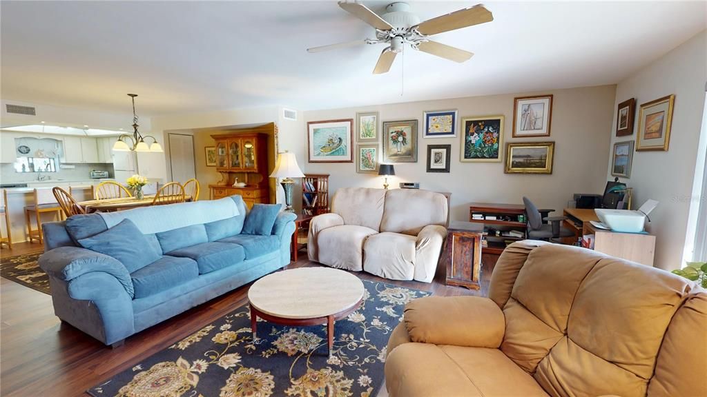 For Sale: $449,900 (3 beds, 2 baths, 1820 Square Feet)