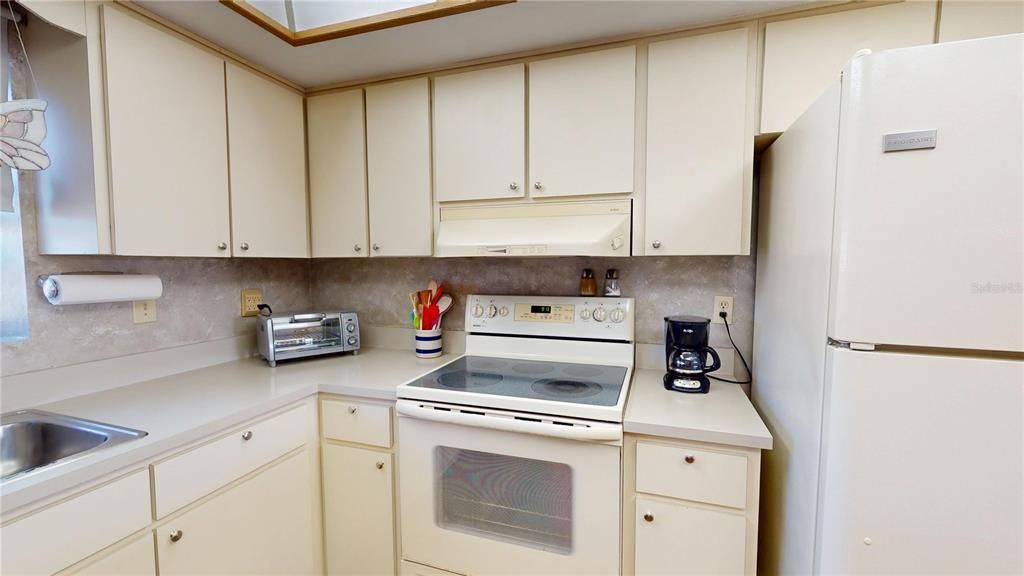 For Sale: $449,900 (3 beds, 2 baths, 1820 Square Feet)