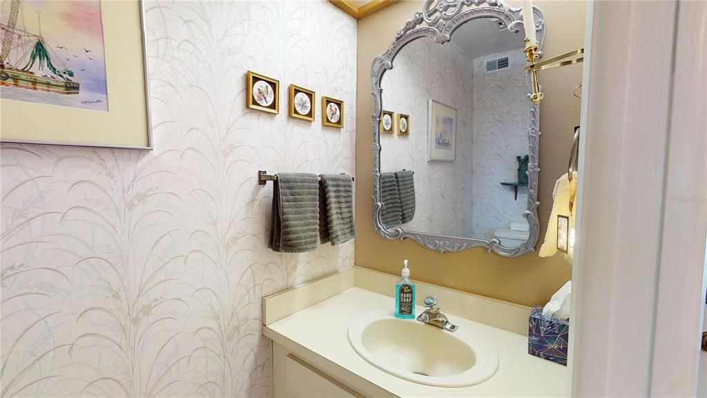For Sale: $449,900 (3 beds, 2 baths, 1820 Square Feet)