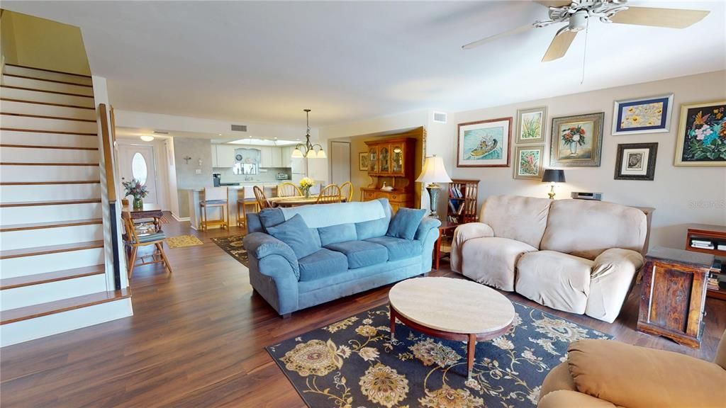 For Sale: $449,900 (3 beds, 2 baths, 1820 Square Feet)